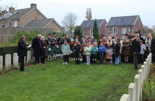 Herdenking op Britse Begraafplaats in Swartbroek